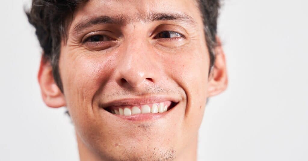 מתי כדאי לשקול ניתוח לתיקון פזילה?