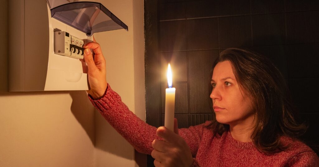 כיבוי המתג הראשי