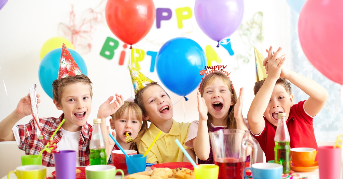 היתרונות של הפעלת יום הולדת עם מפעילה מקצועית