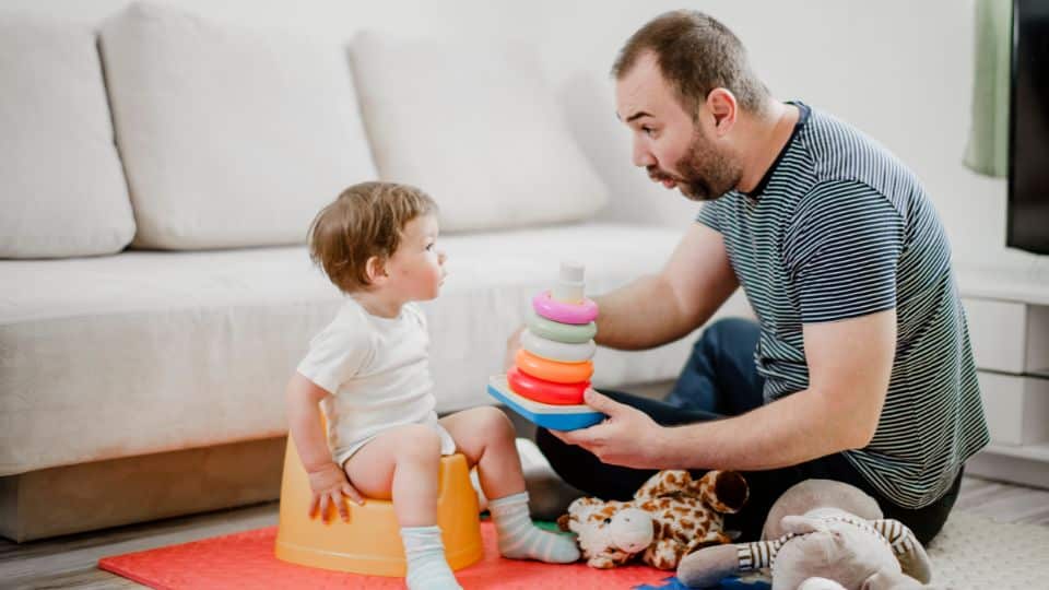 לנווט בעולם הסבוך של ההורות: הדרכת הורים