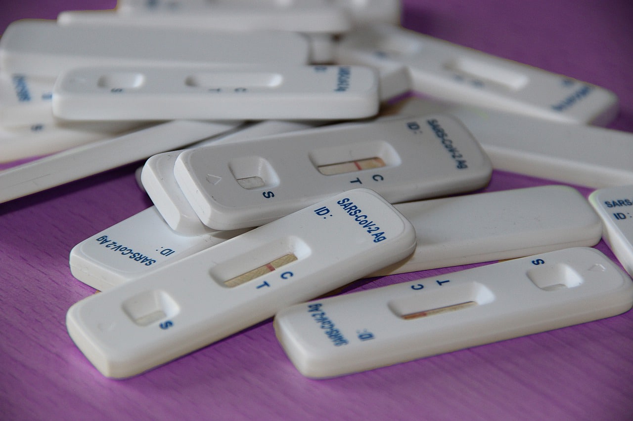 בדיקת PCR לפני טיסה – מה חשוב לדעת?
