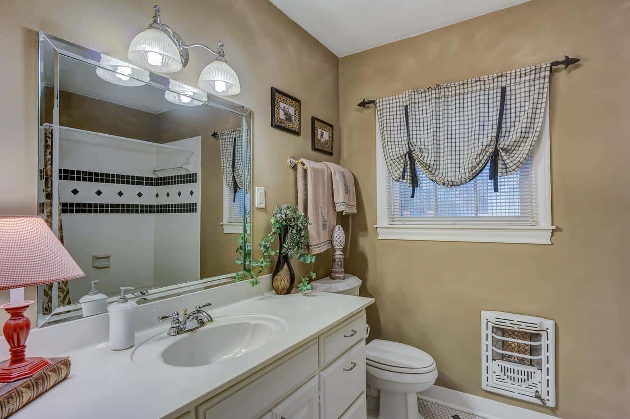 ארון אמבטיה