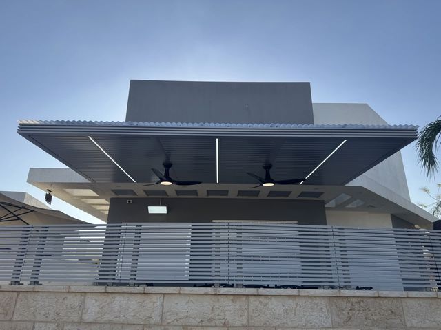 דגם "לומינה פרימיום" - פרגולת אלומיניום עם תאורה אינטגרטיבית