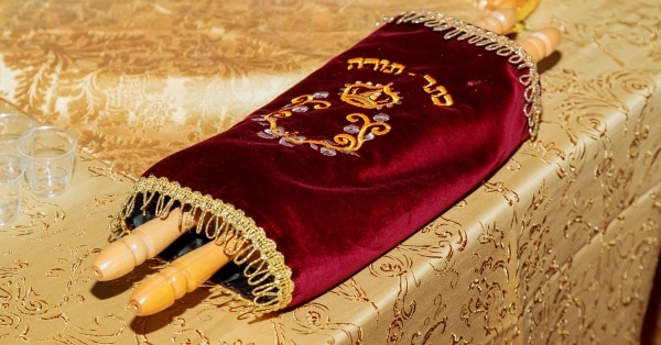 כל מה שרציתם לדעת על ספר תורה!