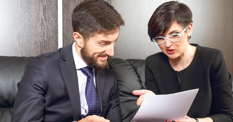 האם בוררות עסקית מחייבת את הצדדים? כל מה שצריך לדעת
