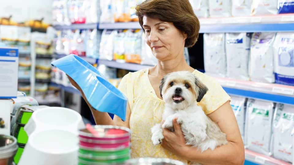 מהנוחות של הבית: איך חנויות חיות אונליין מקלות על בעלי חיות מחמד