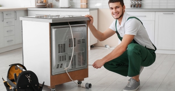 מתי הגיע הזמן לקנות חלקים חלופיים לתנור שלכם?