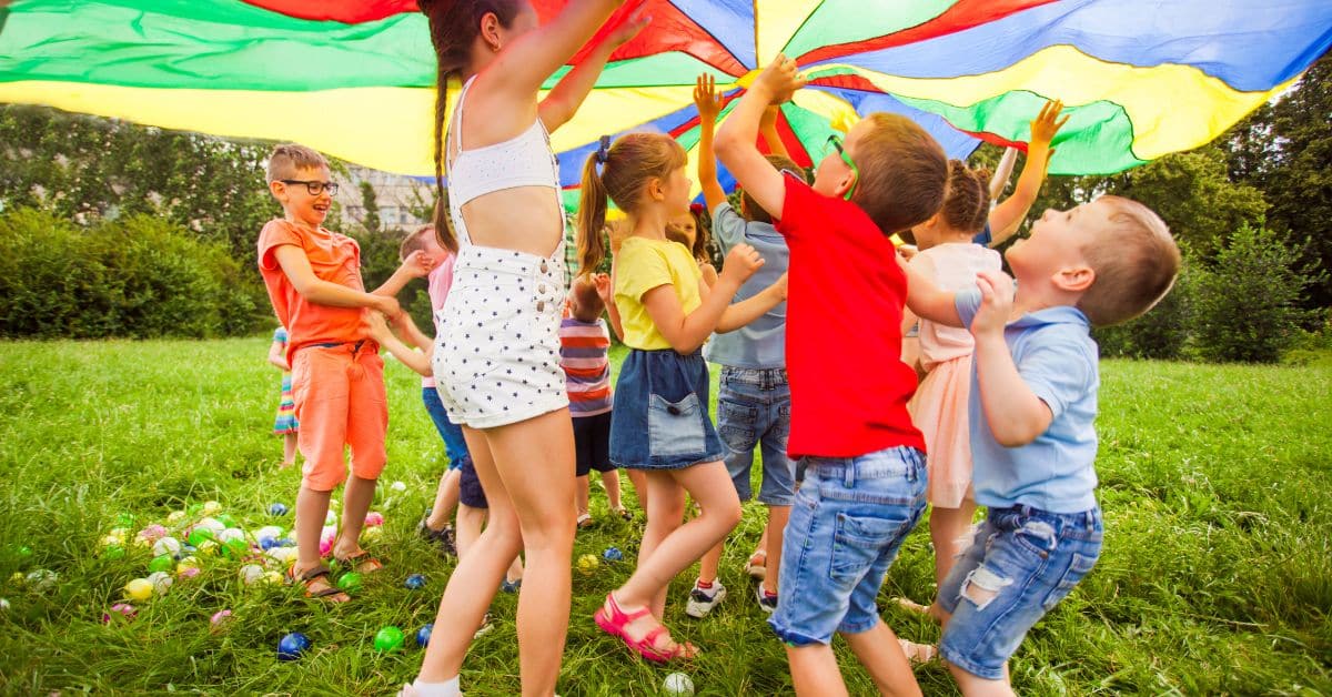 פעילויות הקיץ המובילות למשפחות רעיונות לכיף ולהרפתקאות בחיק המשפחה