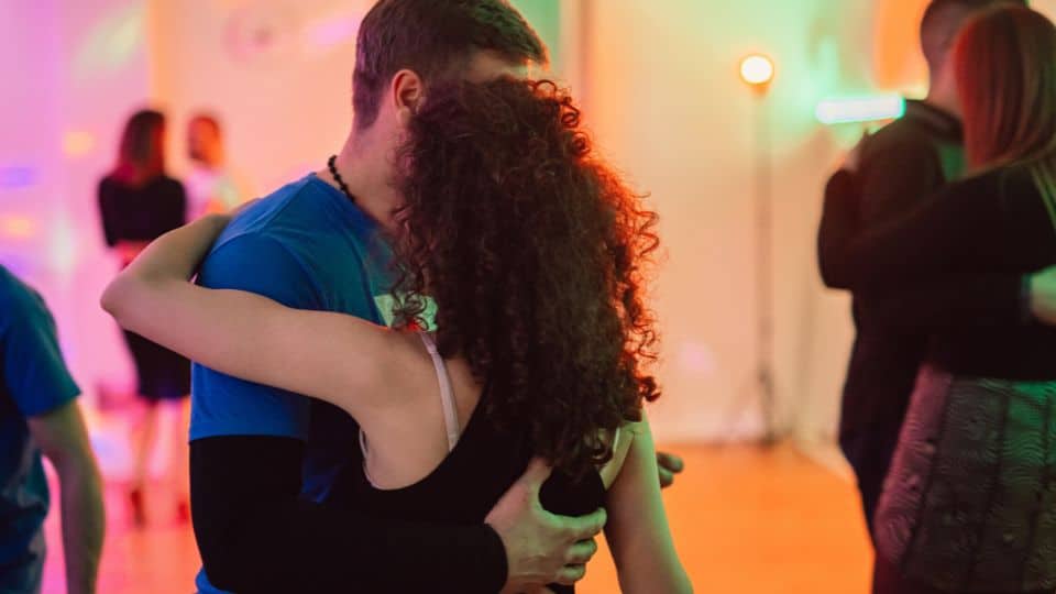 לתכנן מסיבת ריקודים ללא הגבלה