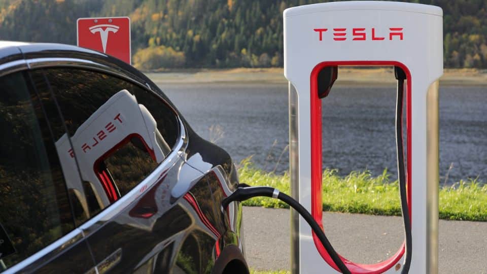 הזמנת טסלה? הגיע הזמן שתכיר את Energy2Car!