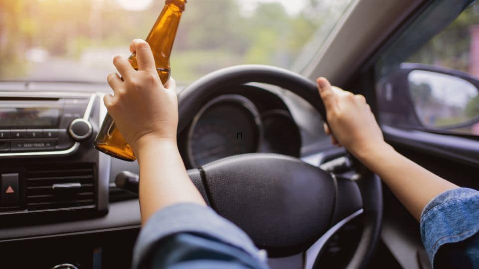 4 צעדים שעליך לנקוט במידה ונתפסת נוהג בשכרות על קורקינט!