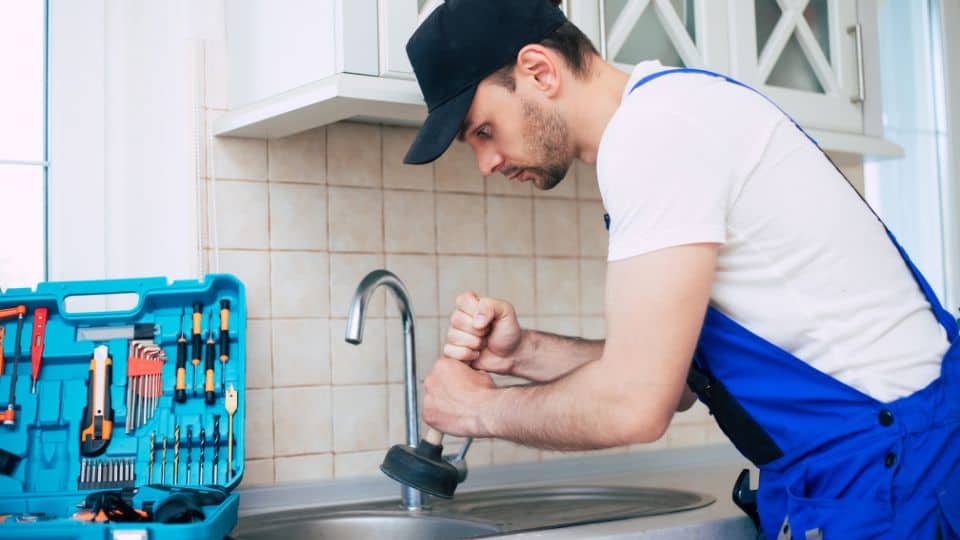 אינסטלטור