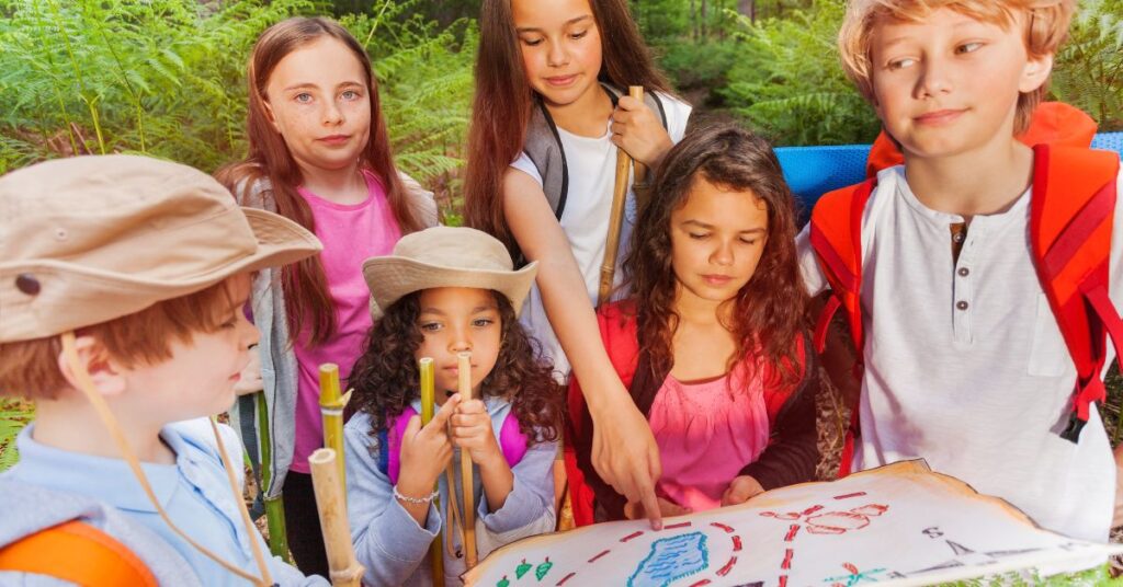 פעילות 5-6: ציד אוצרות ומשחקי תנועה